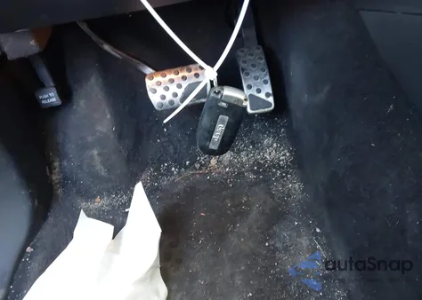 2014 Jeep Grand Cherokee Overland z USA, uszkodzony, nr VIN 1C4RJFCG1EC247145